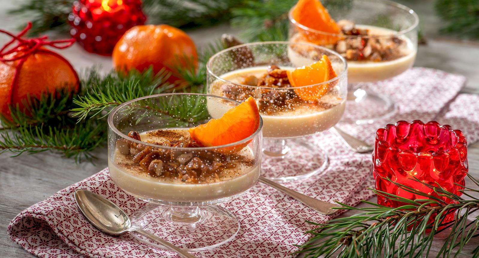 Clementinpannacotta med karamelliserad mandel