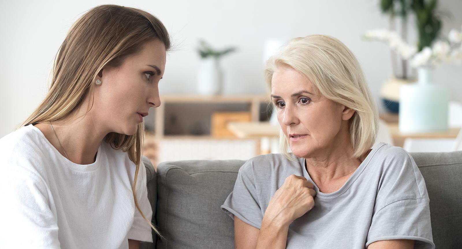 Jag vill veta vem min mamma är – hur berättar jag för mina adoptivföräldrar?