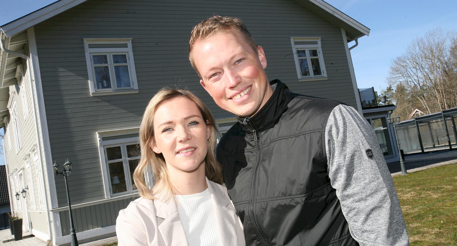Mija och Johan blev kära som 11-åringar – idag är de gifta och har två barn