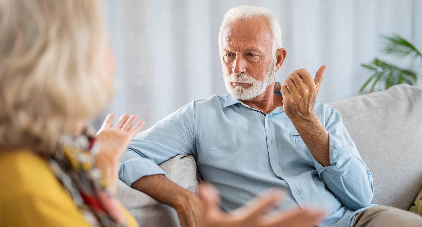 ”Jag får inte ta pengar från vårt gemensamma konto”
