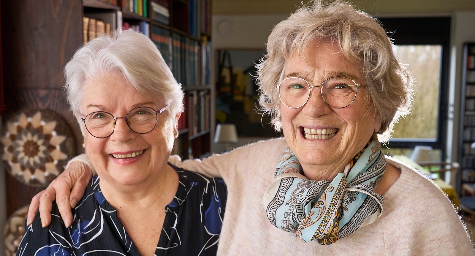 Tove, 80, och Kate, 72, blev vänner – i kön till coronavaccinet