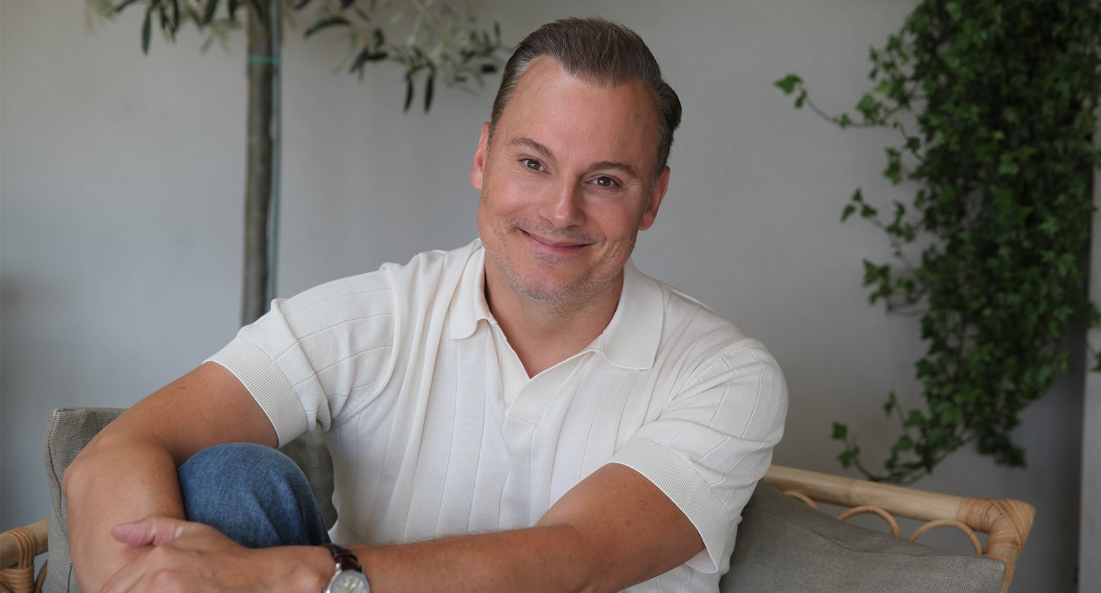 Magnus Carlsson om sin vardag utanför scenen: ”Ett riktigt Svensson-gayliv”