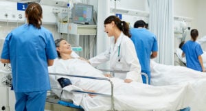 Nyopererad – vad händer sedan? Så tar du hand om dig själv efter ett ingrepp