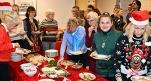 Eldsjälarna i Lomma ordnar julfirande för äldre och ensamma: ”Det finns ett stort utanförskap”