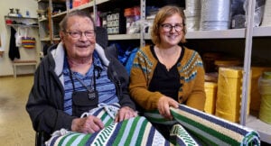 Maria tog över Georgs väveri: ”Hon är svaret på en bön, en självklar arvtagare”