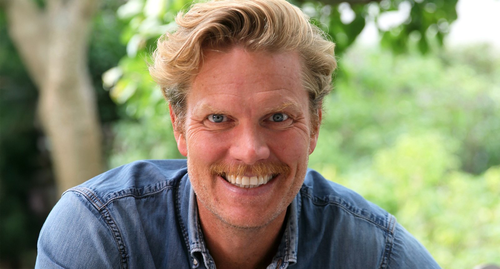 Robinson-programledaren Martin Järborg: ”Att vara med familjen är min största lycka”