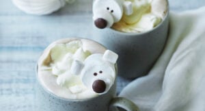 Lyxig varm choklad med marshmallow-isbjörnar