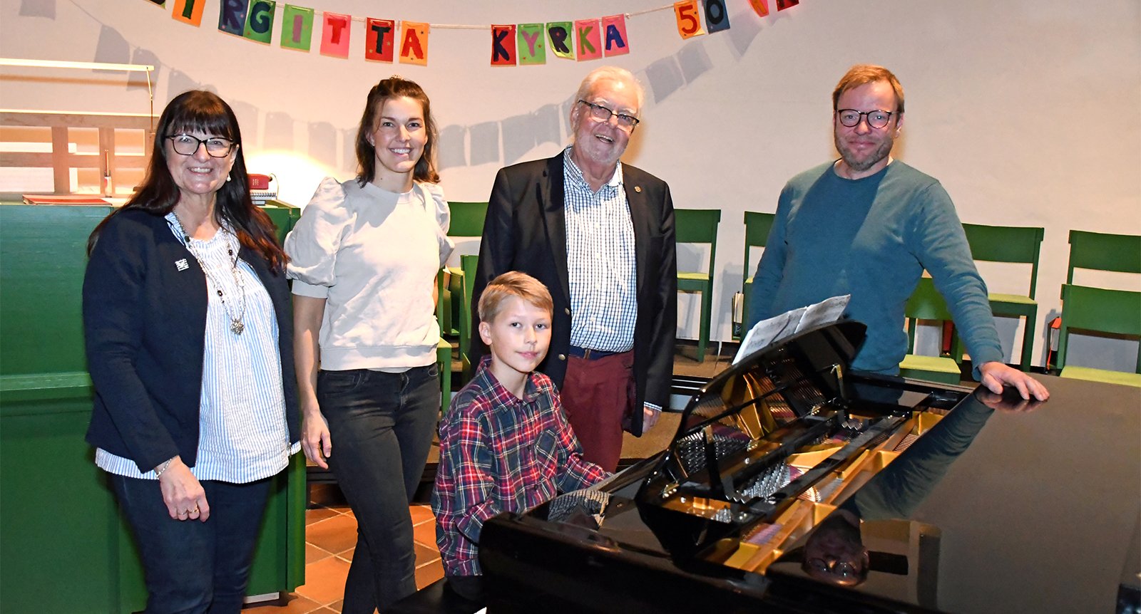 Leon, 9, är ett underbarn på orgel: ”I början nådde jag inte ner till pedalerna”