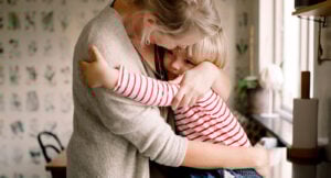 Sanna: Hur håller jag min syster borta från min dotter?