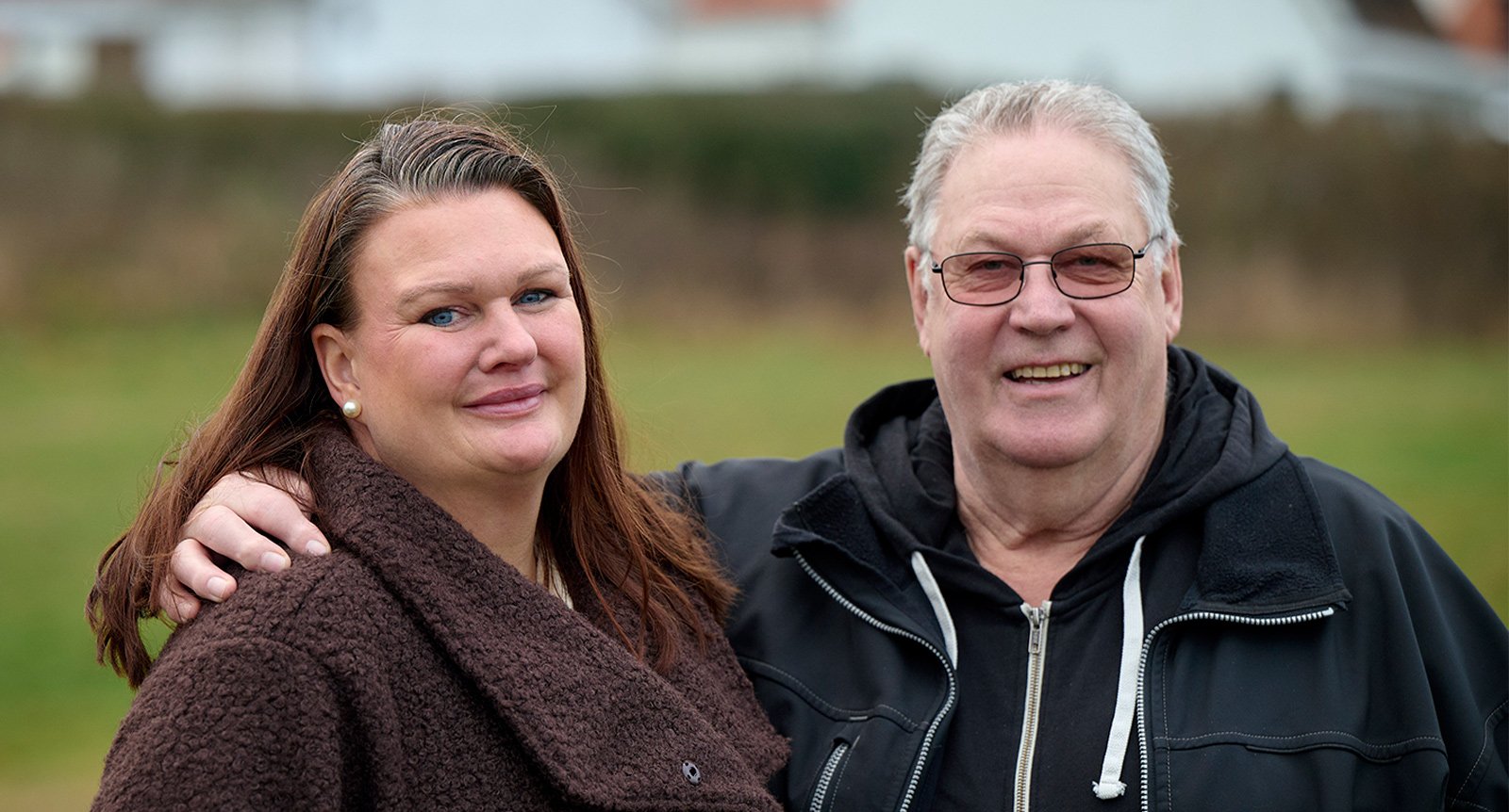 Linda adopterades som 43-åring: ”Roland har alltid funnits där för mig”