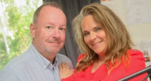 Malin fann kärleken i dansbandskollegan – mitt i livskrisen: ”Det kändes rätt direkt”