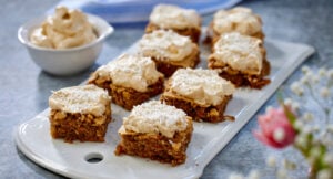 Morotskaka med kolatopping