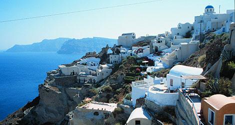 Nu blir det fler resor till den grekiska ön Santorini. Foto: Scanpix