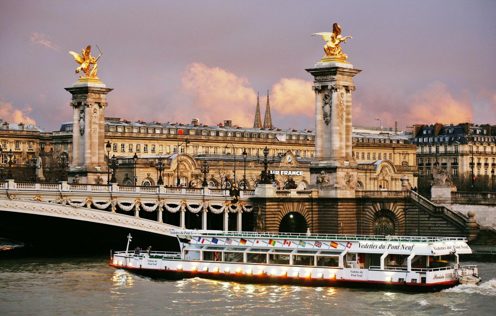 Upptäck vackra Paris i höst