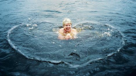 Ta ett simmärke i sommar! Foto: Jan Nordström/Nordicphotos.com