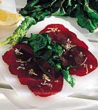 Rödbetscarpaccio och makrill