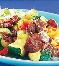 Snabb viltgryta med sötsur chilisås