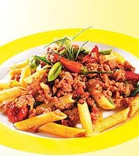 Penne med salsicciasås och rosmarin