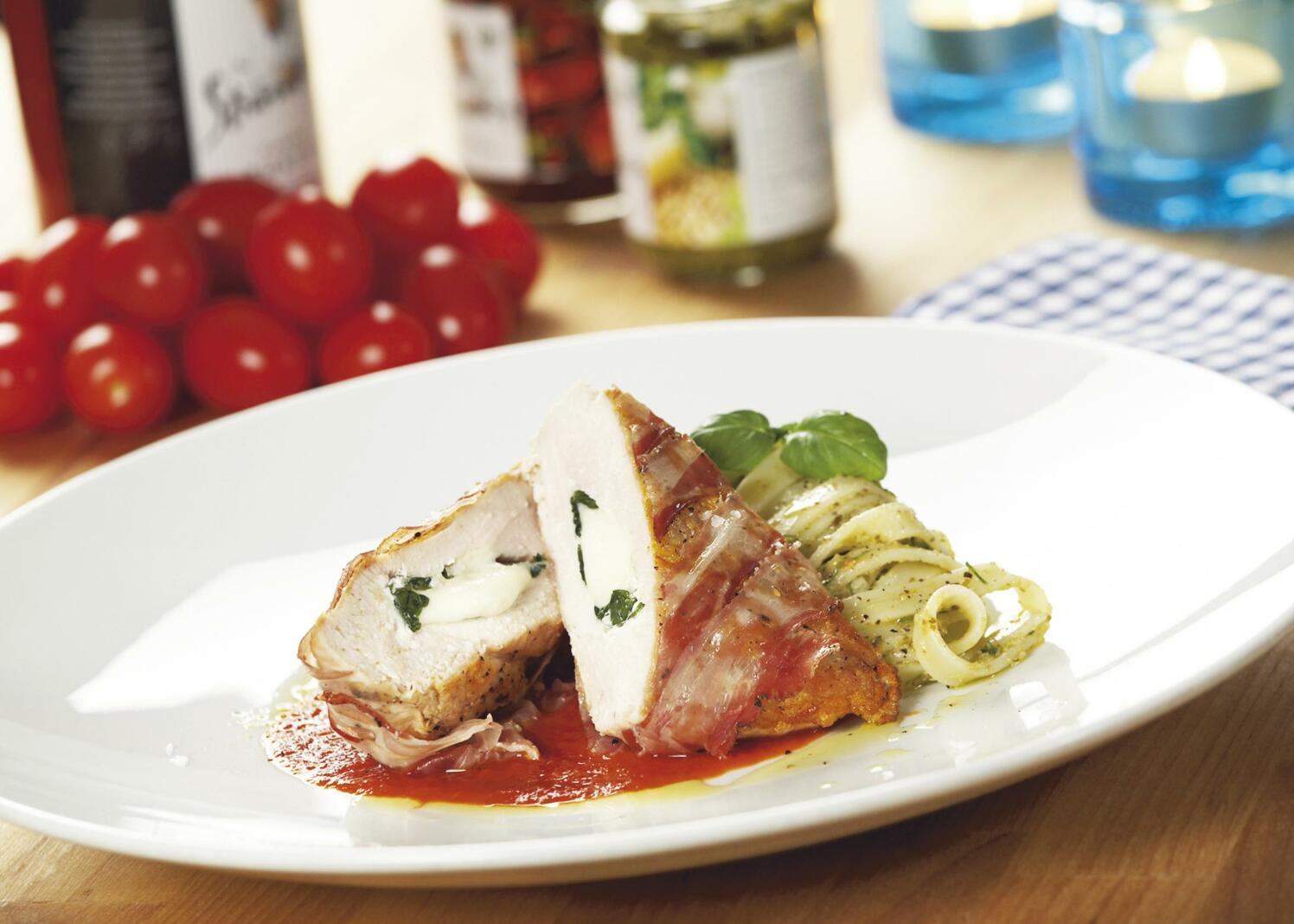 Kycklingfilé Caprese med tagliatelle