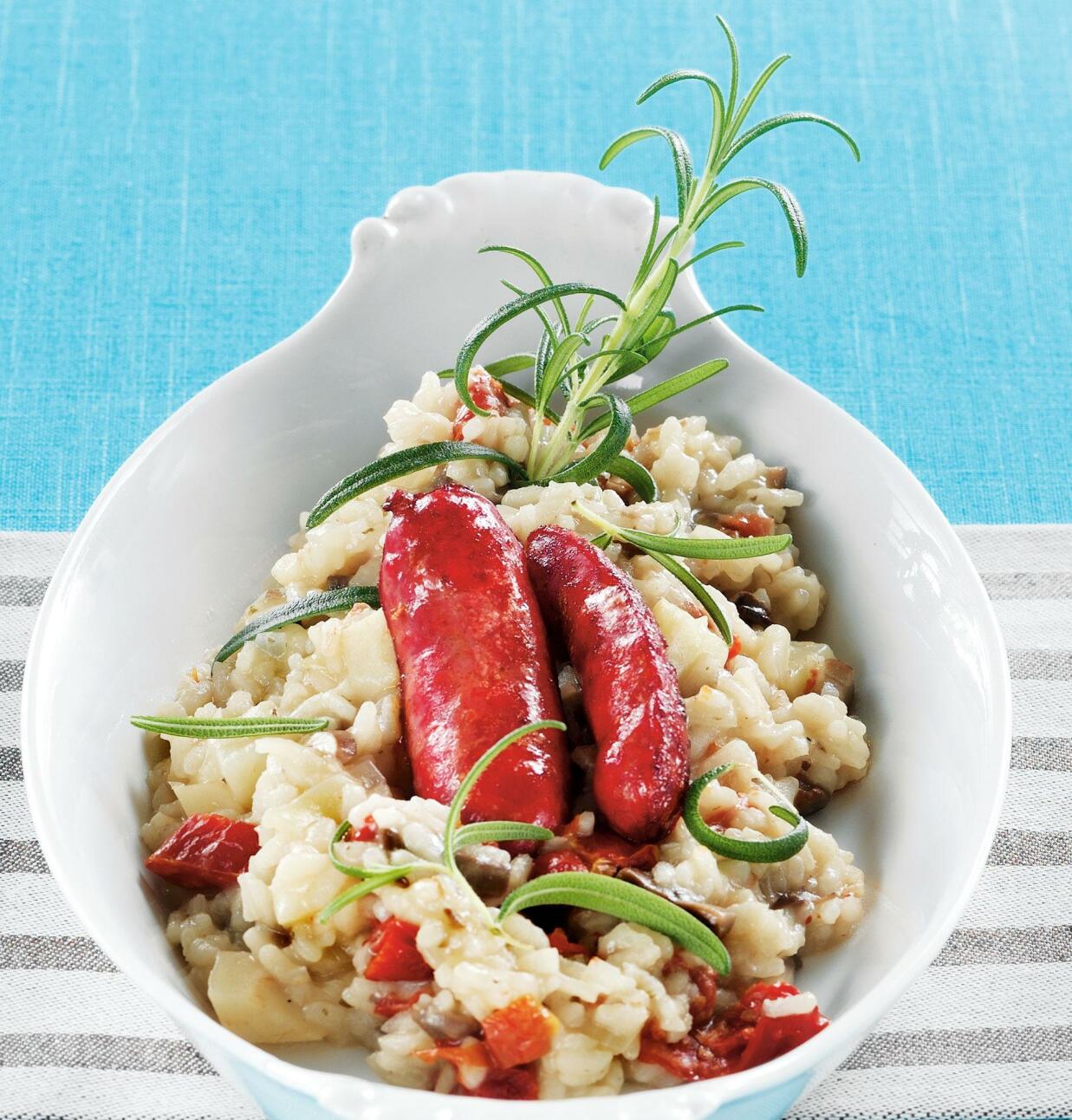 Risotto med kryddig korv