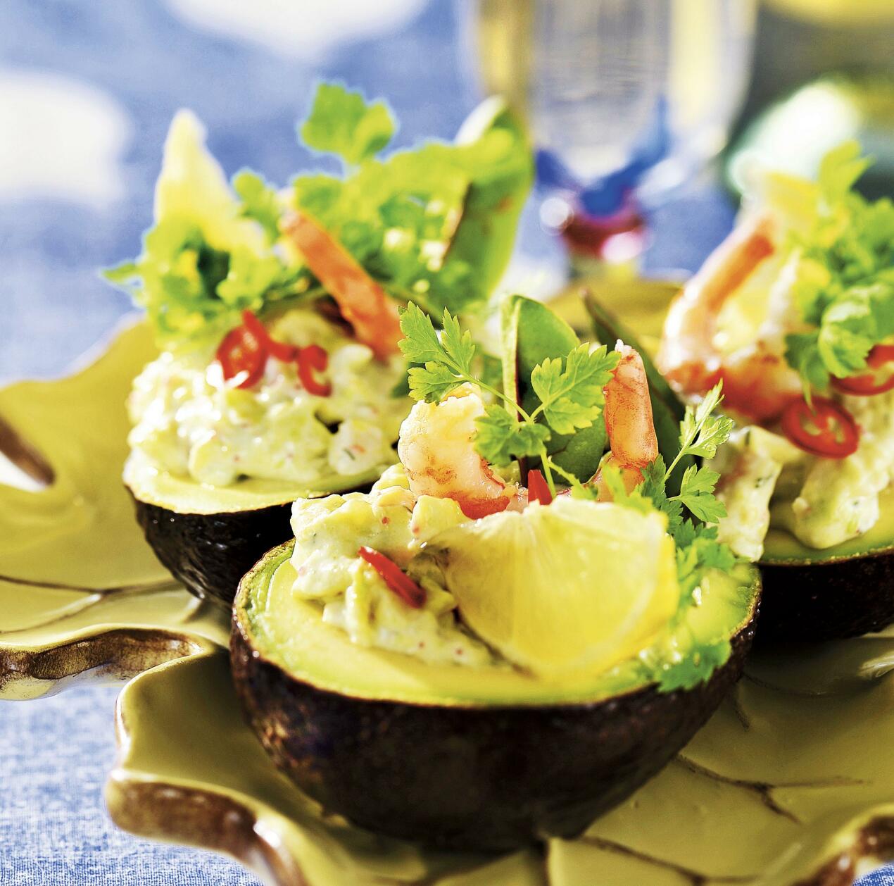 Avokado med skagenröra