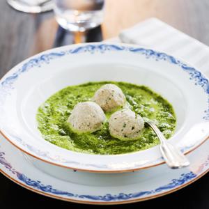 Grönkålssoppa med frikadeller
