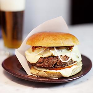 Hamburgare från restaurang AG