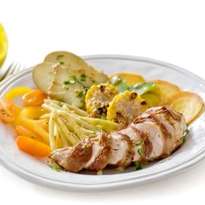 Majskycklingbröst med gul sallad