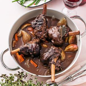 Pulled lammlägg i chokladsås