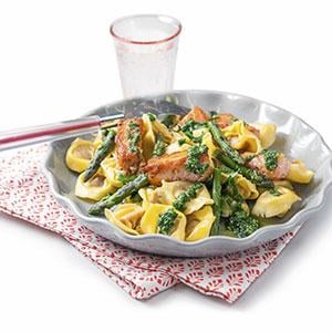 Lax-och sparrisfräs med tortellini