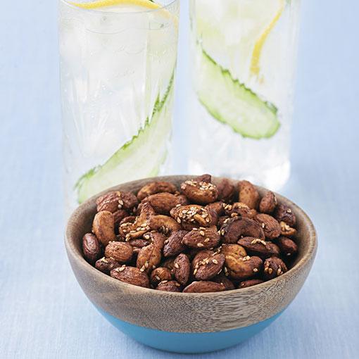 Rostade nötter med söt hetta