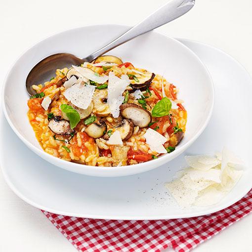 Risotto med svamp och tomater