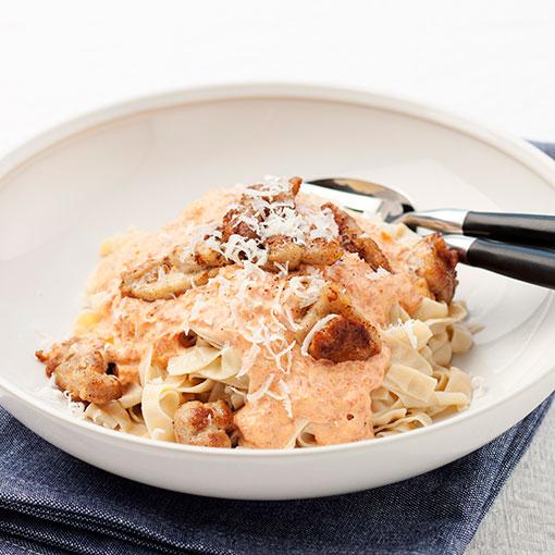 Pasta med kycklingsås