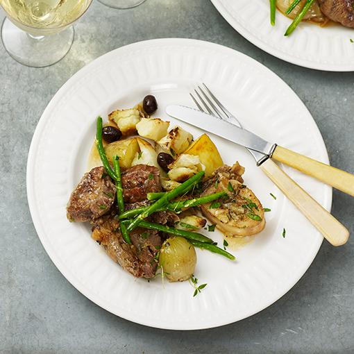 Kalvlägg med örter och bönor