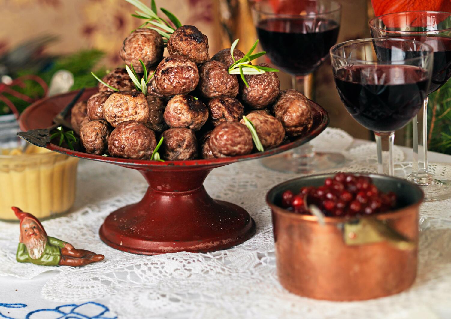 Köttbullar på kalv- och nötfärs