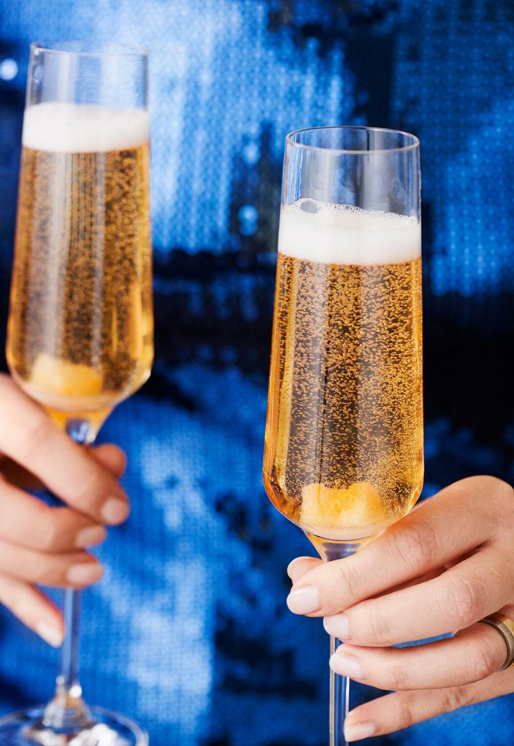 Champagnecocktail på klassiskt vis