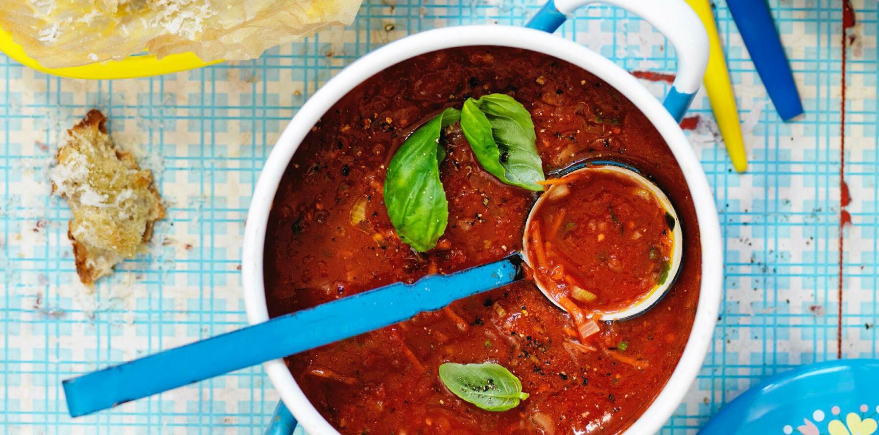 Tomatsoppa med krutonger