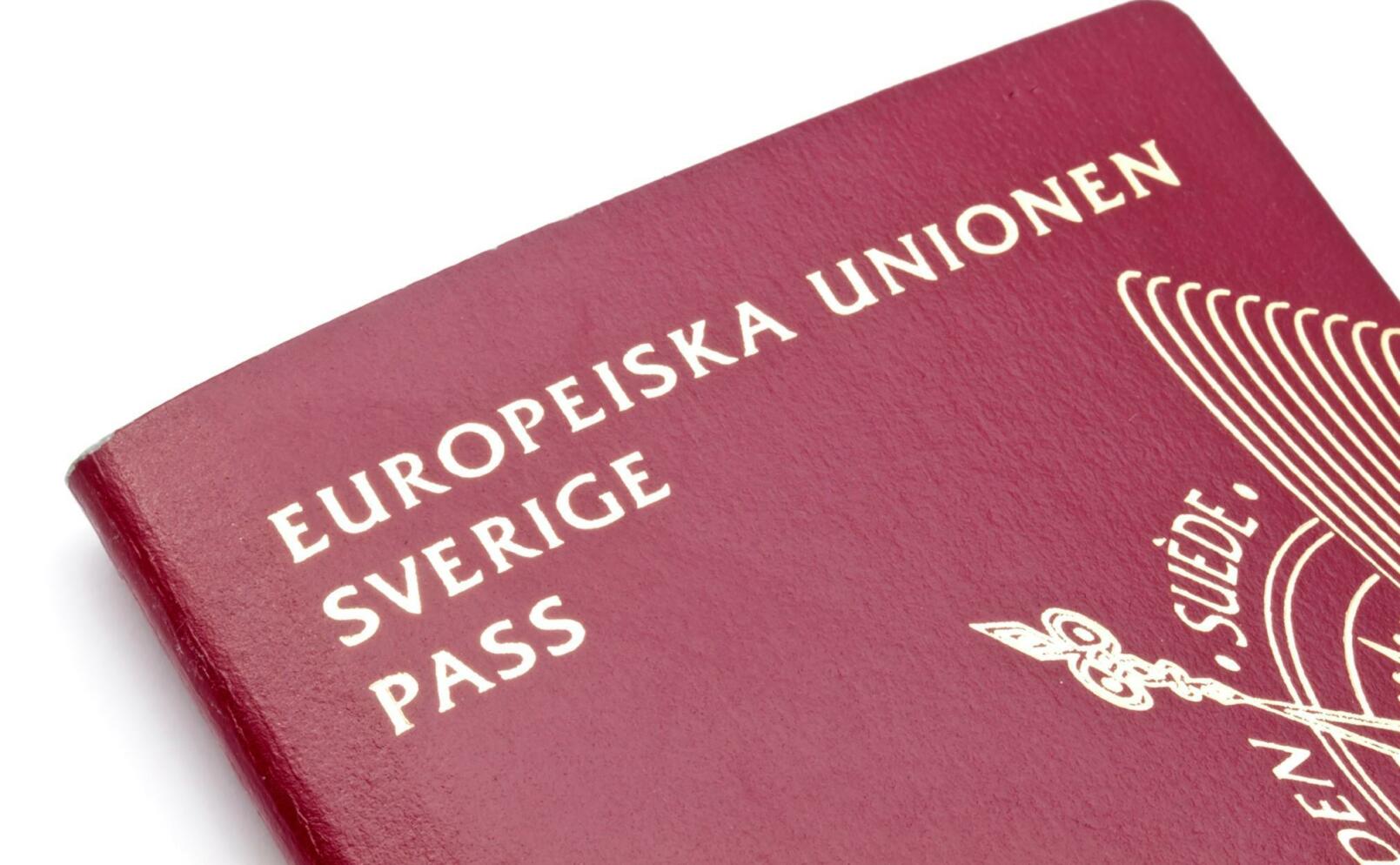 Nu blir det hårdare passregler