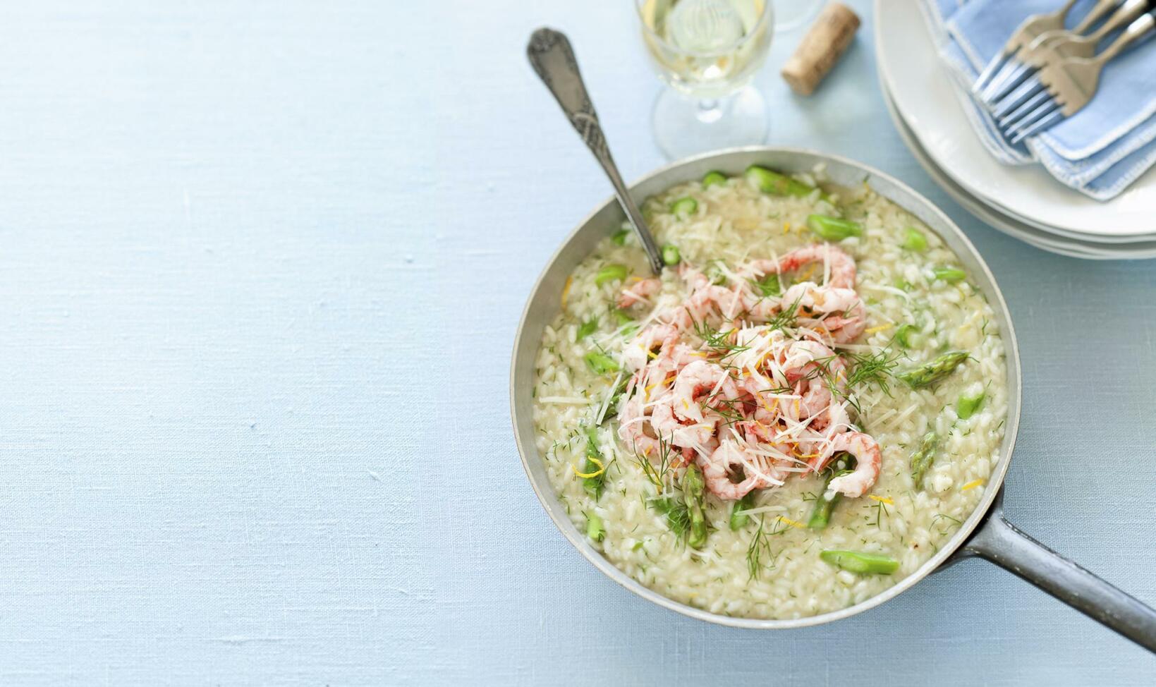 Krämig risotto  med sparris