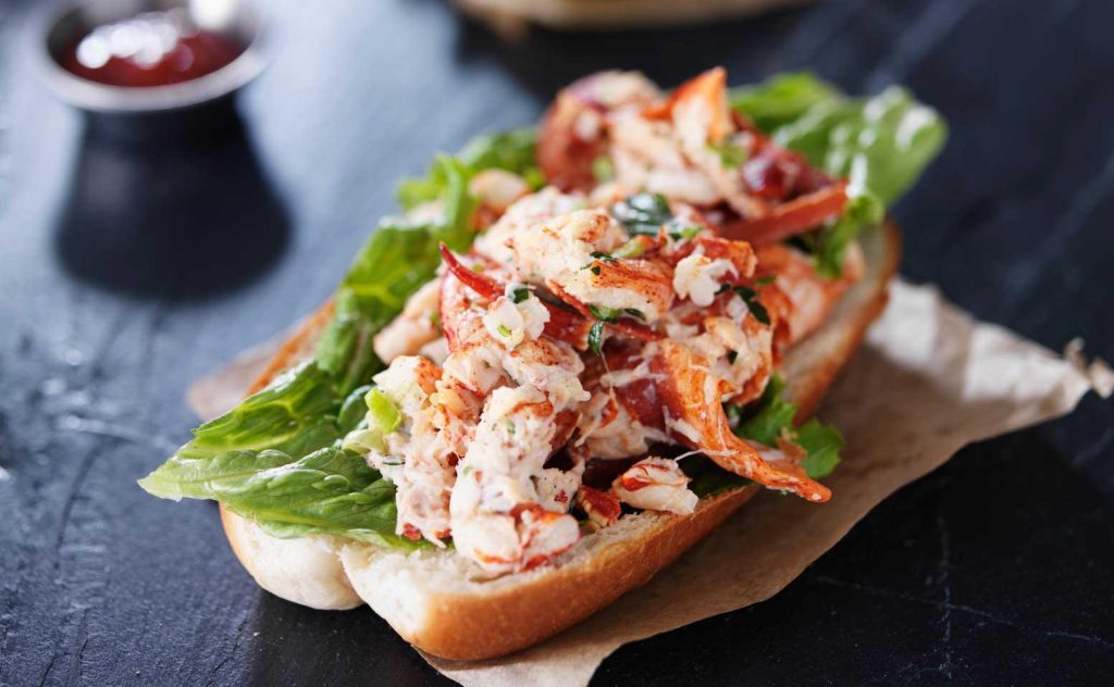 Lobster rolls härstammar från den amerikanska östkusten. Foto: Istock