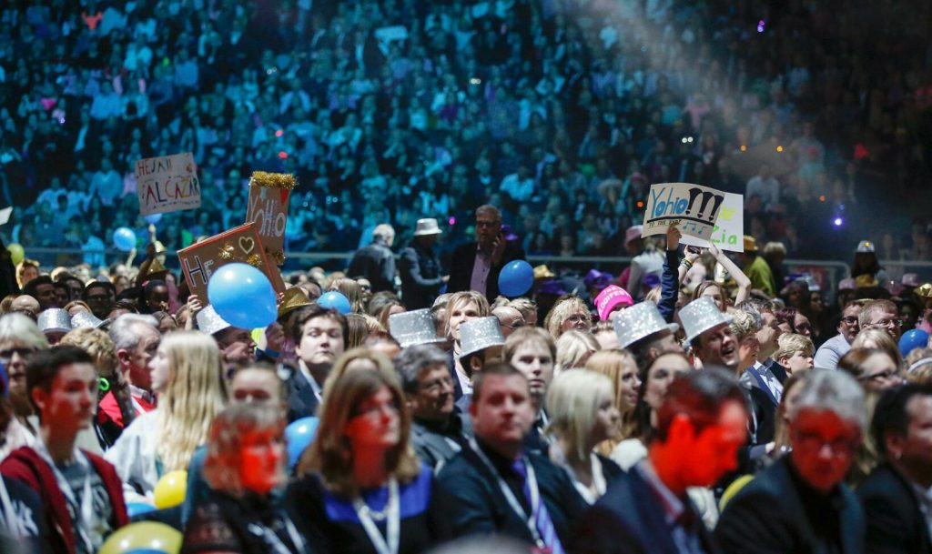 Röstningen i Melodifestivalen 2014 manipulerades av en man som byggt en röstningsrobot.