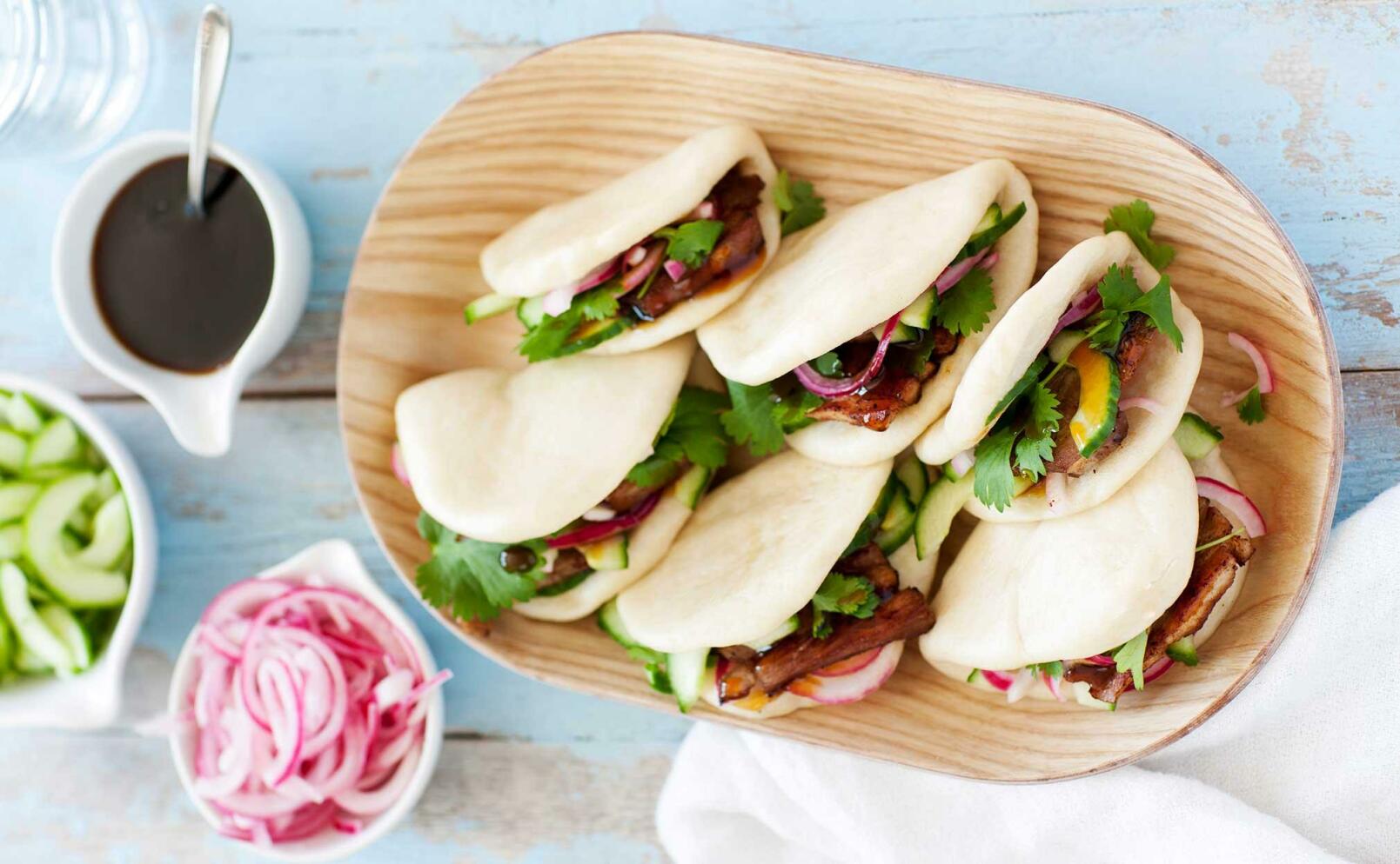 Steamed buns