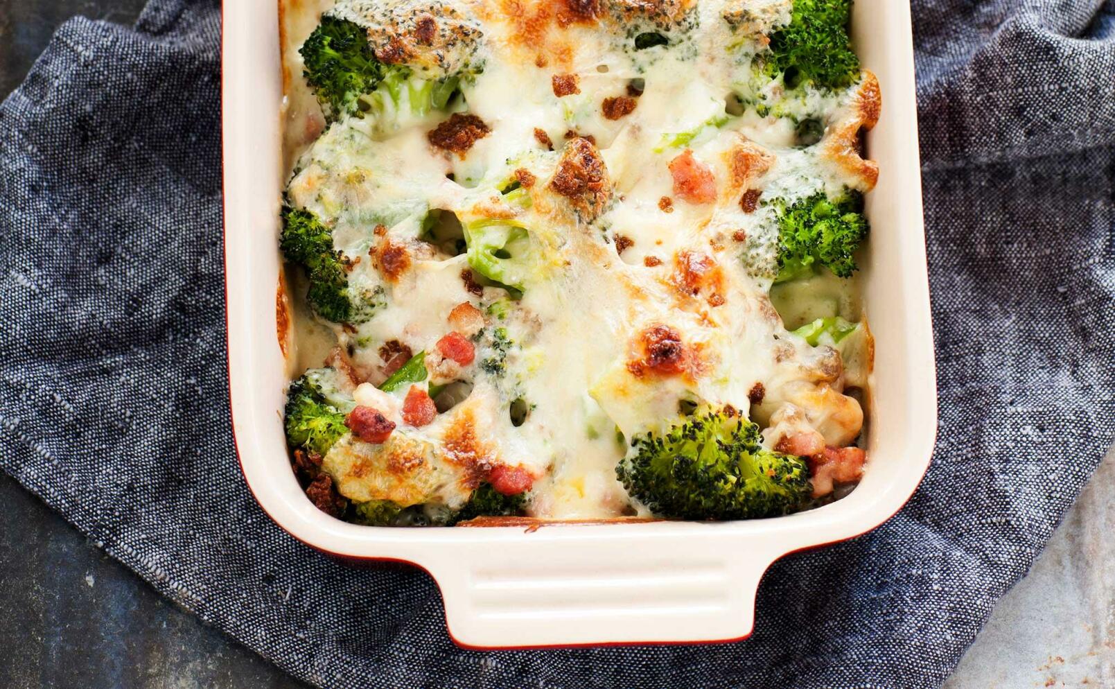 Broccoligratäng med pancetta