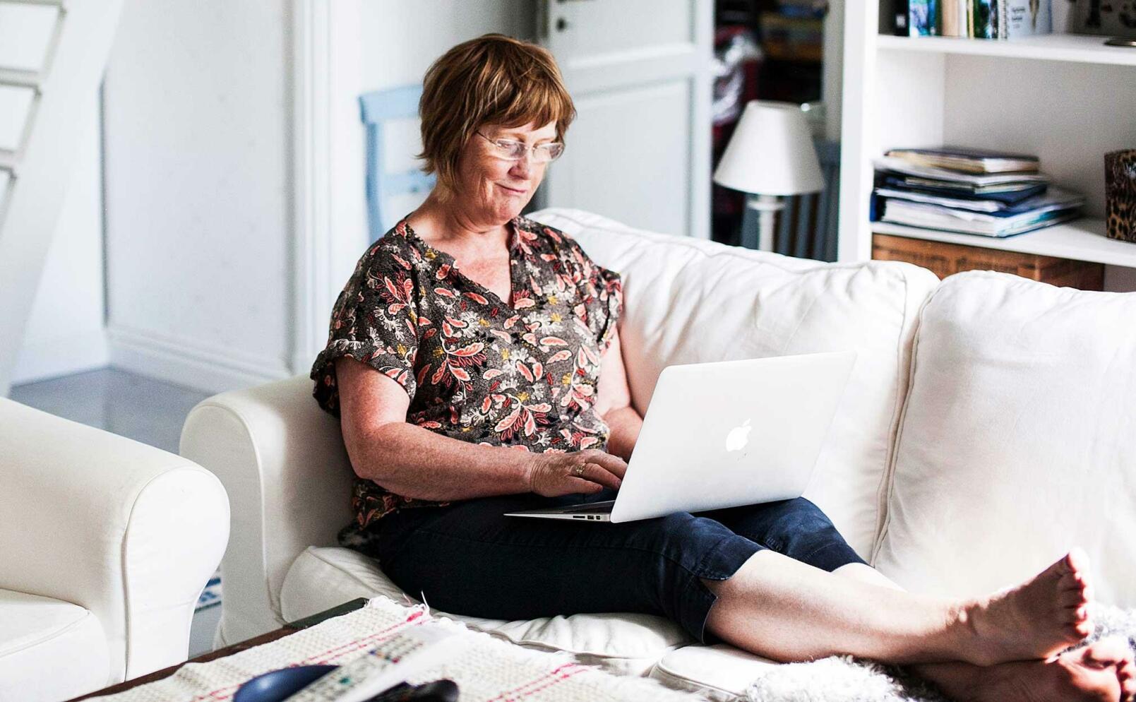 Efter flera års skrivande tog Marianne Cedervall mod till sig och skickade in sitt manus till fem förlag. Ett av dem nappade. Foto: Therese Jahnson