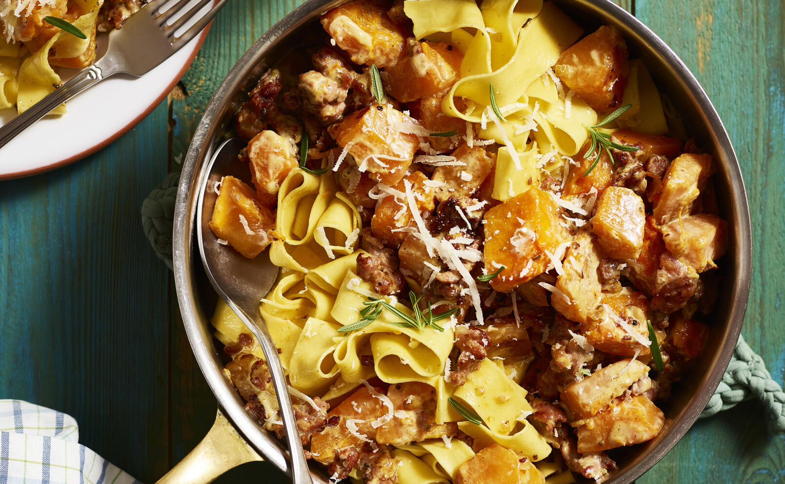 Pumpasås med pasta