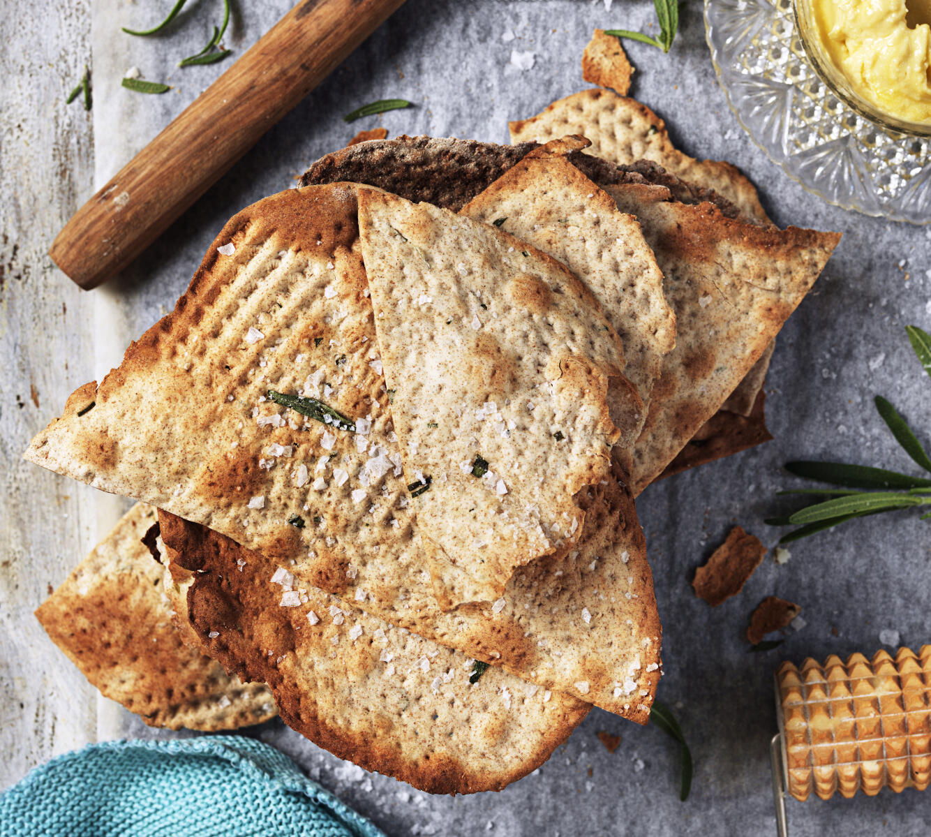 Rosmarinknäcke med rågmjöl