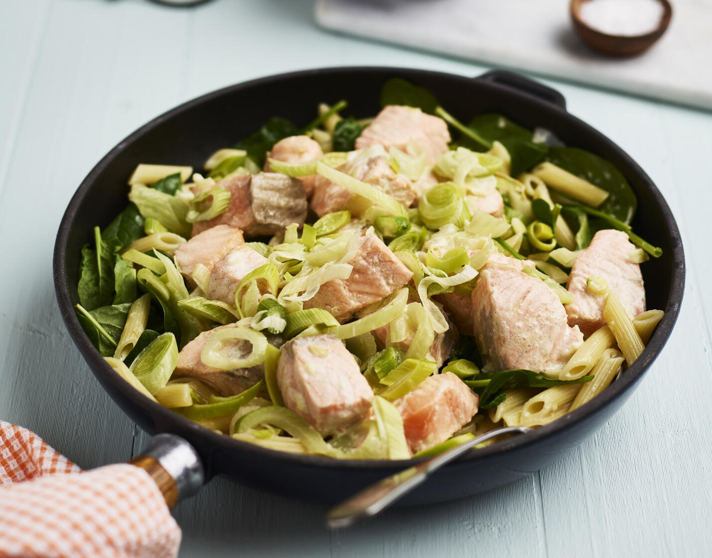Laxpasta med fänkål