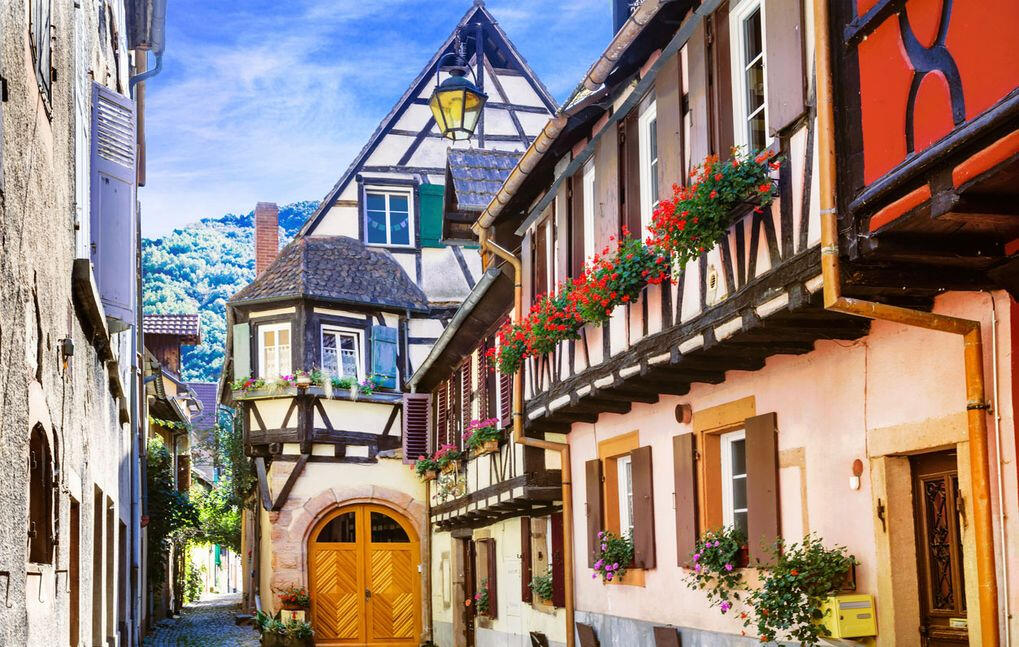 Vackra Kaysersberg ligger drygt 20 minuter med bil utanför Colmar. Foto: Istock.