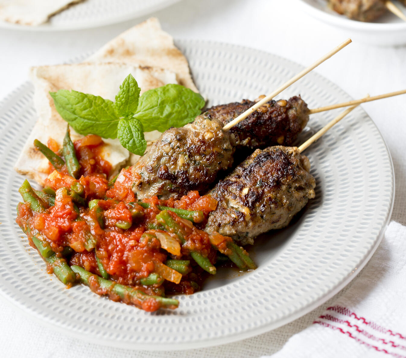 Lammfärsspett med tomatsås