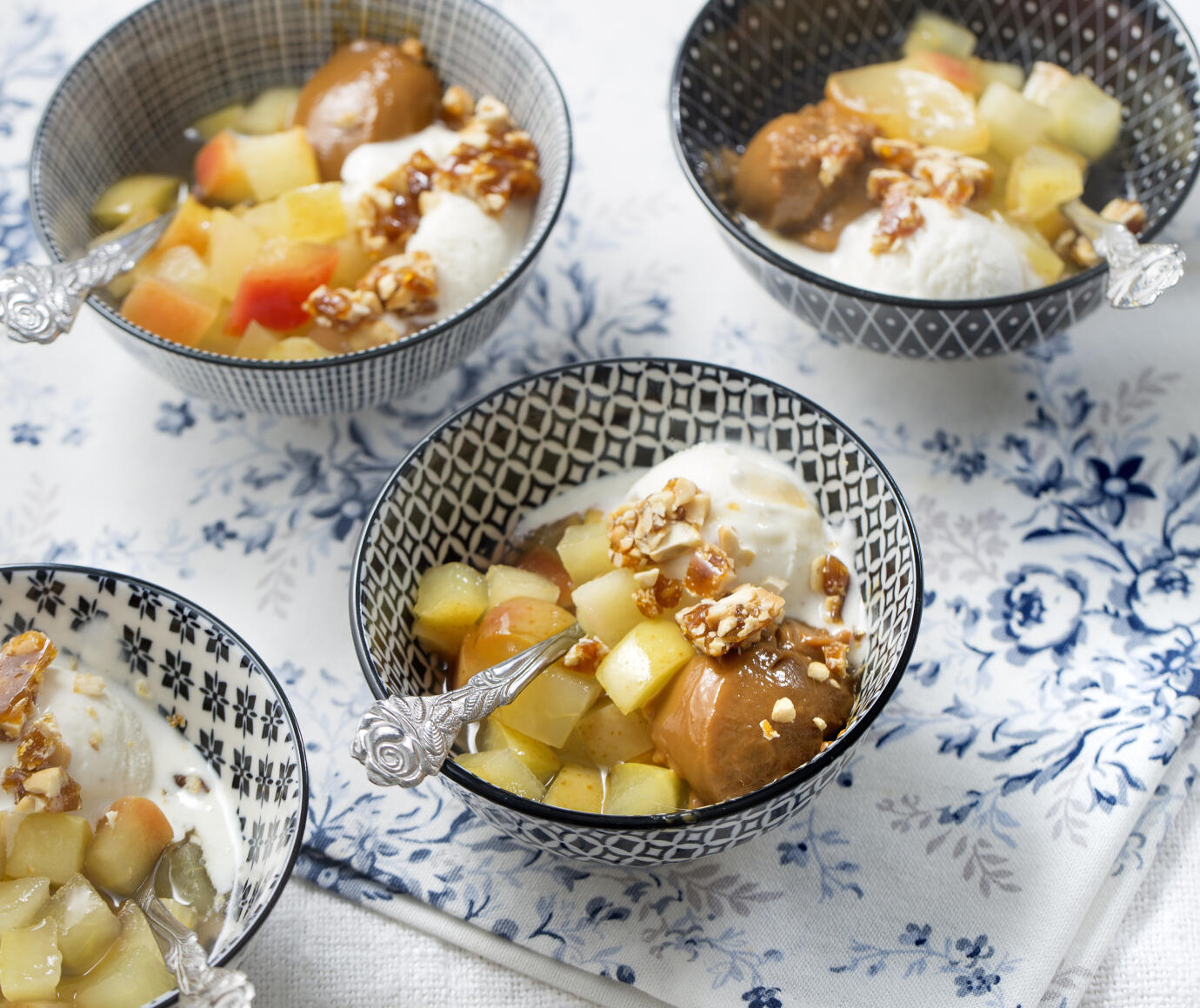 Äppelkompott med dulce de leche